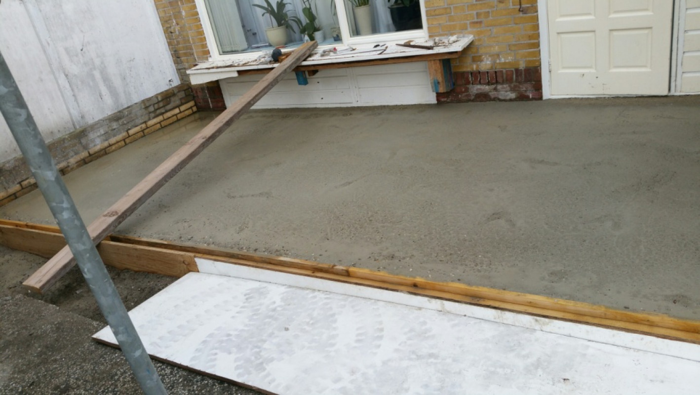 Aanbouw / Uitbouw Aanbouw / Uitbouw